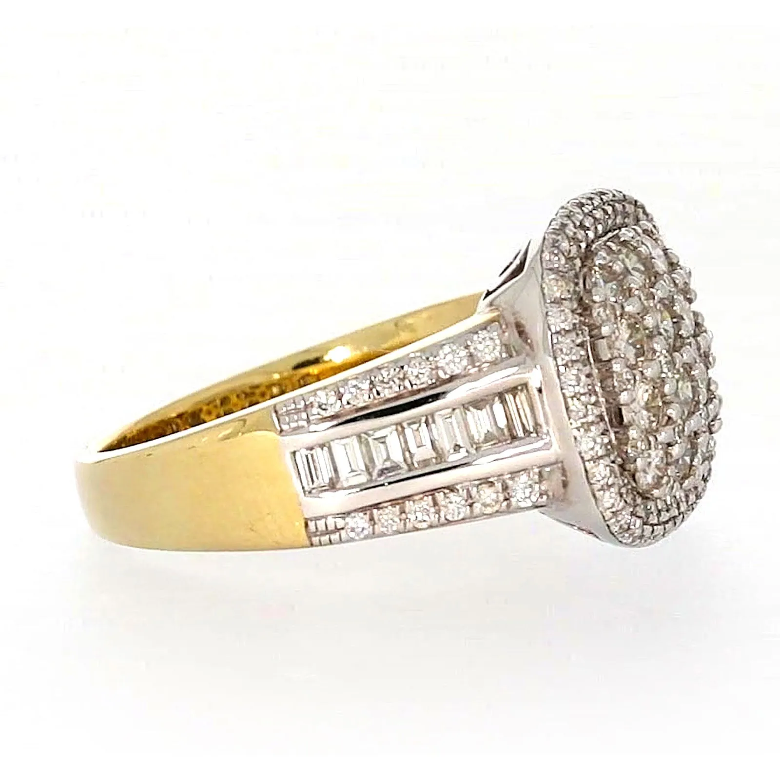 9ct Two Tone Gold Round Brilliant Cut 1.50 Carat tw of Diamonds Ring