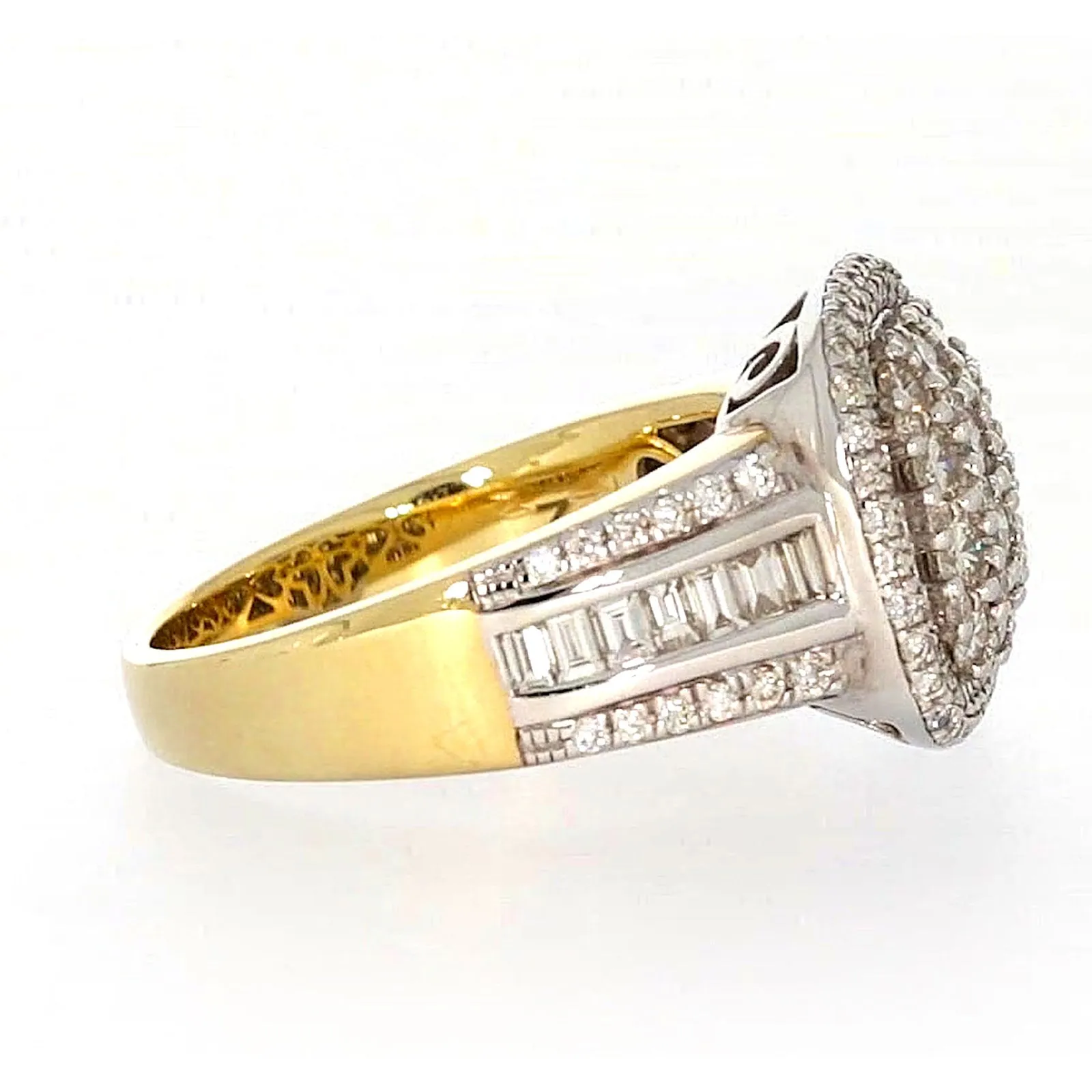 9ct Two Tone Gold Round Brilliant Cut 1.50 Carat tw of Diamonds Ring