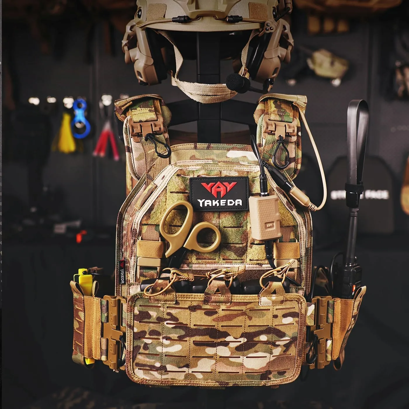 BOMTURN Tactical Vest for Men Quick Release Laser-Cutting Modular Vest for Outdoor
