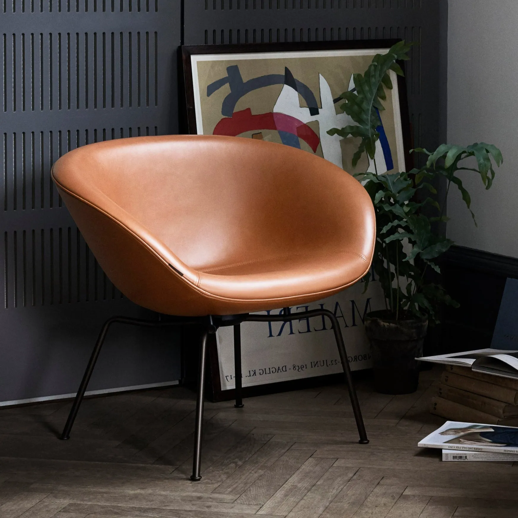 Fritz Hansen Pot™ Chair Leather