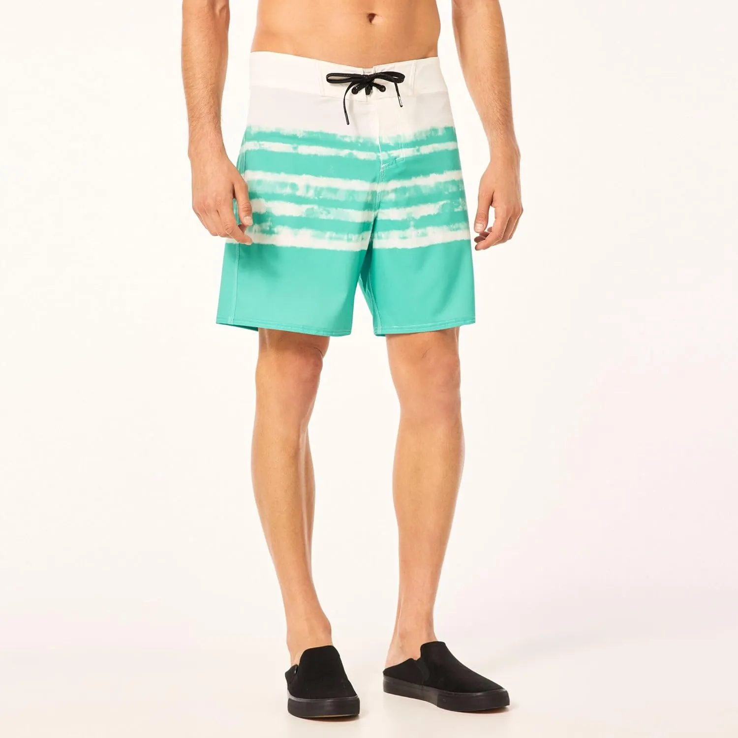 Oakley Men's Swell Line Recycled 18" Boardshort